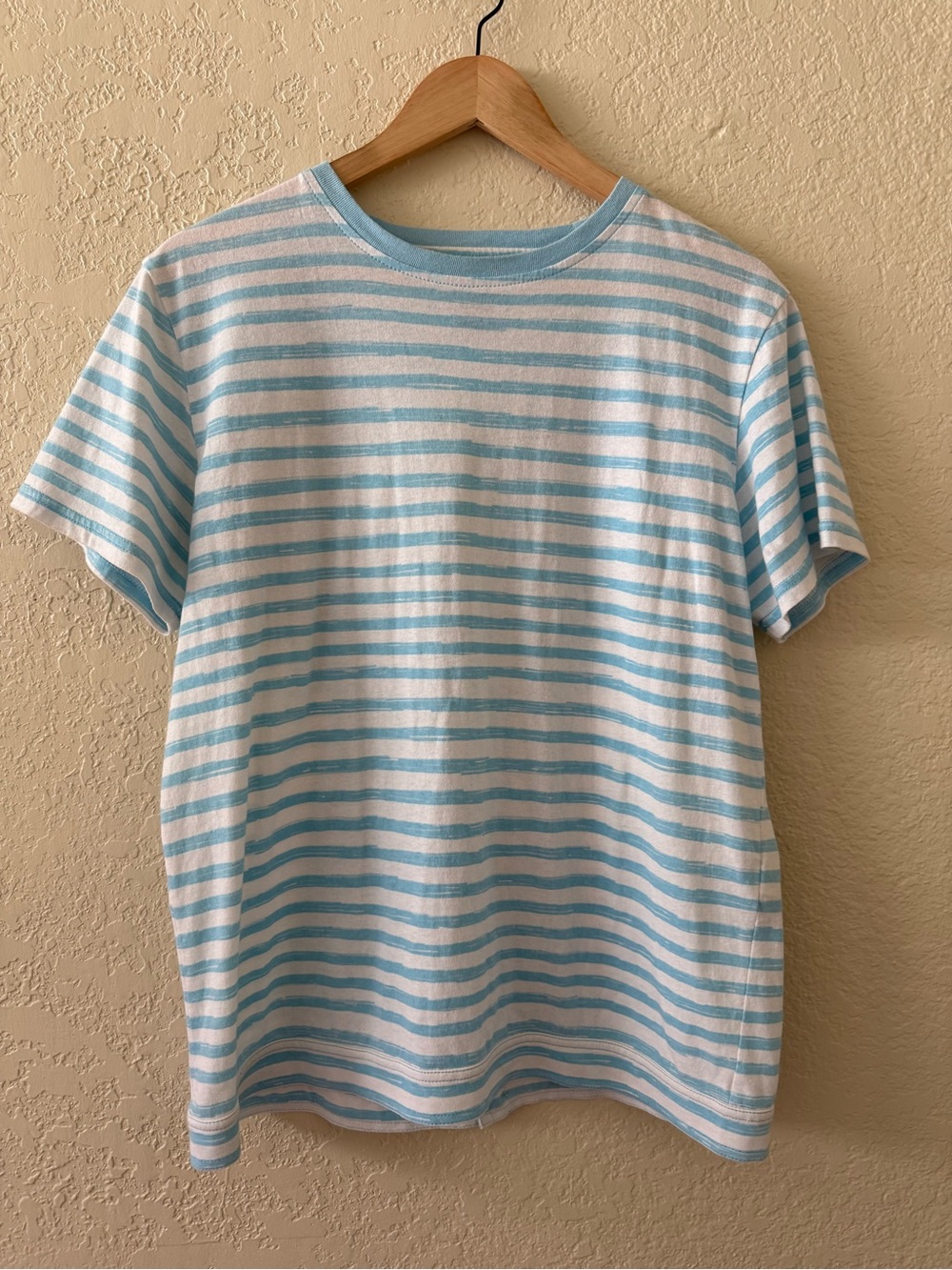 🩵Marc By Marc Jacobs 🩵 Light Blue and White Striped Tee. Size M